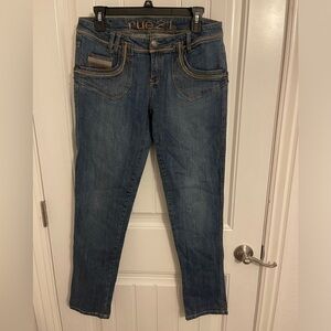 RUE 21 vintage 8 pocket at top jeans with tons of decorative stitching size 9/10